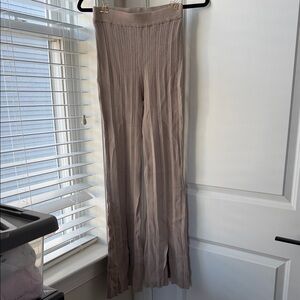 H&M Women's Beige Knit Flare Pants